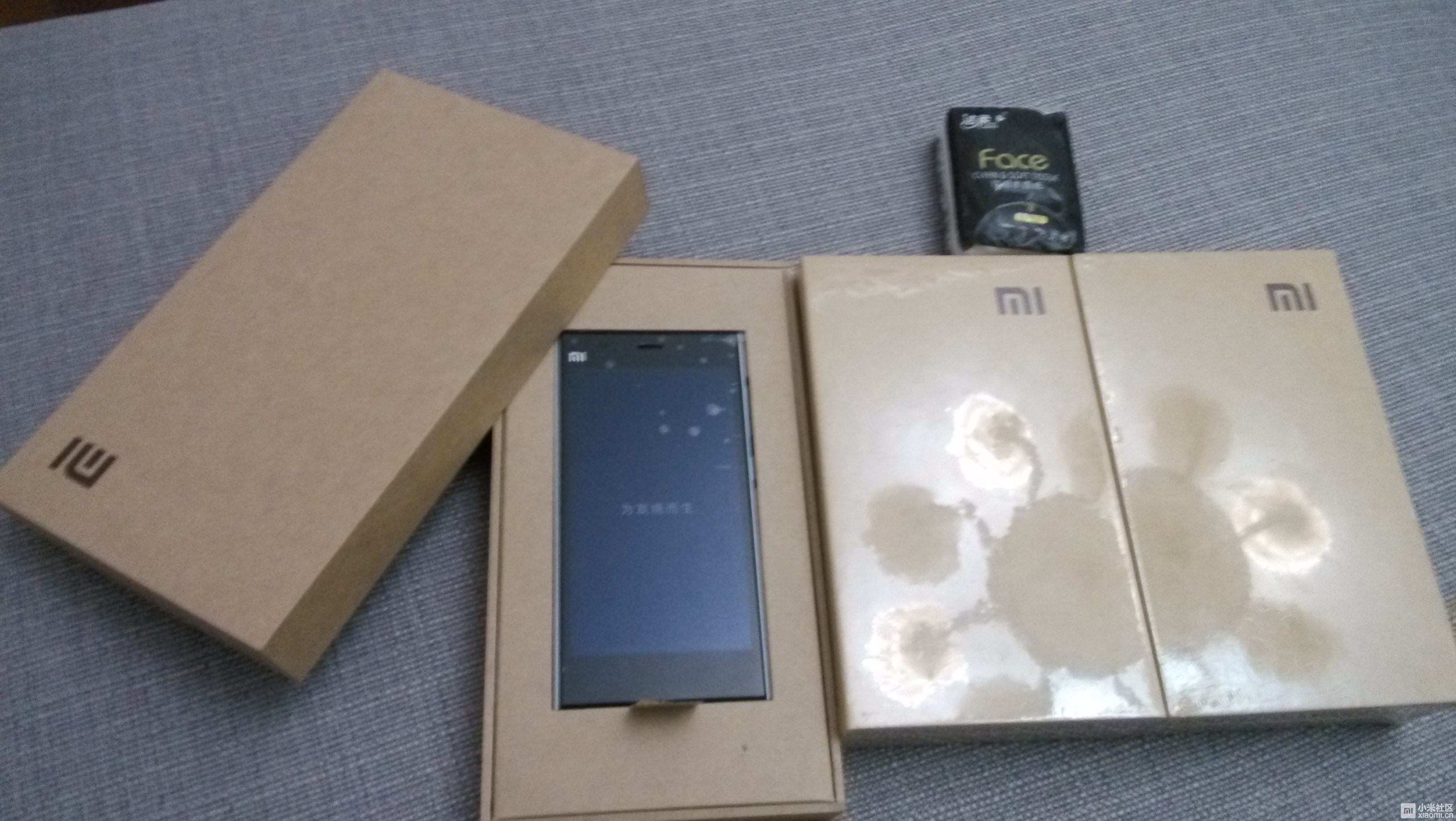 多图{小米2S\/红米\/小米3连续四期抢购全家福}及