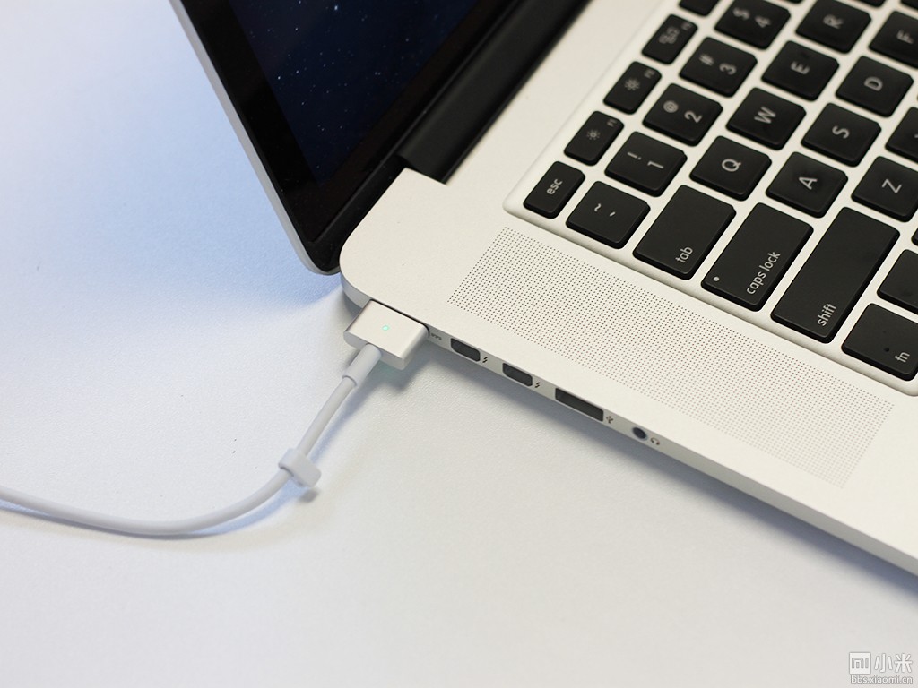 小米社区第一台ME664 MacBook Pro with Ret