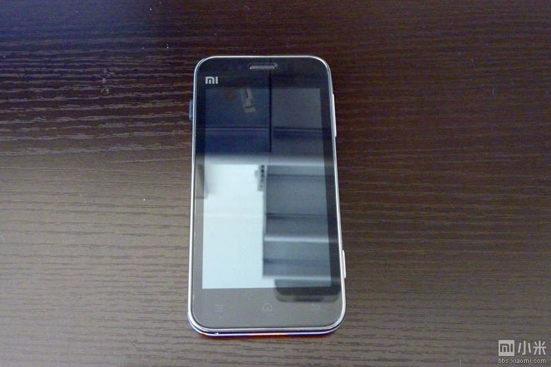 手机屏幕的贴膜有气泡,怎么办!我来教你。