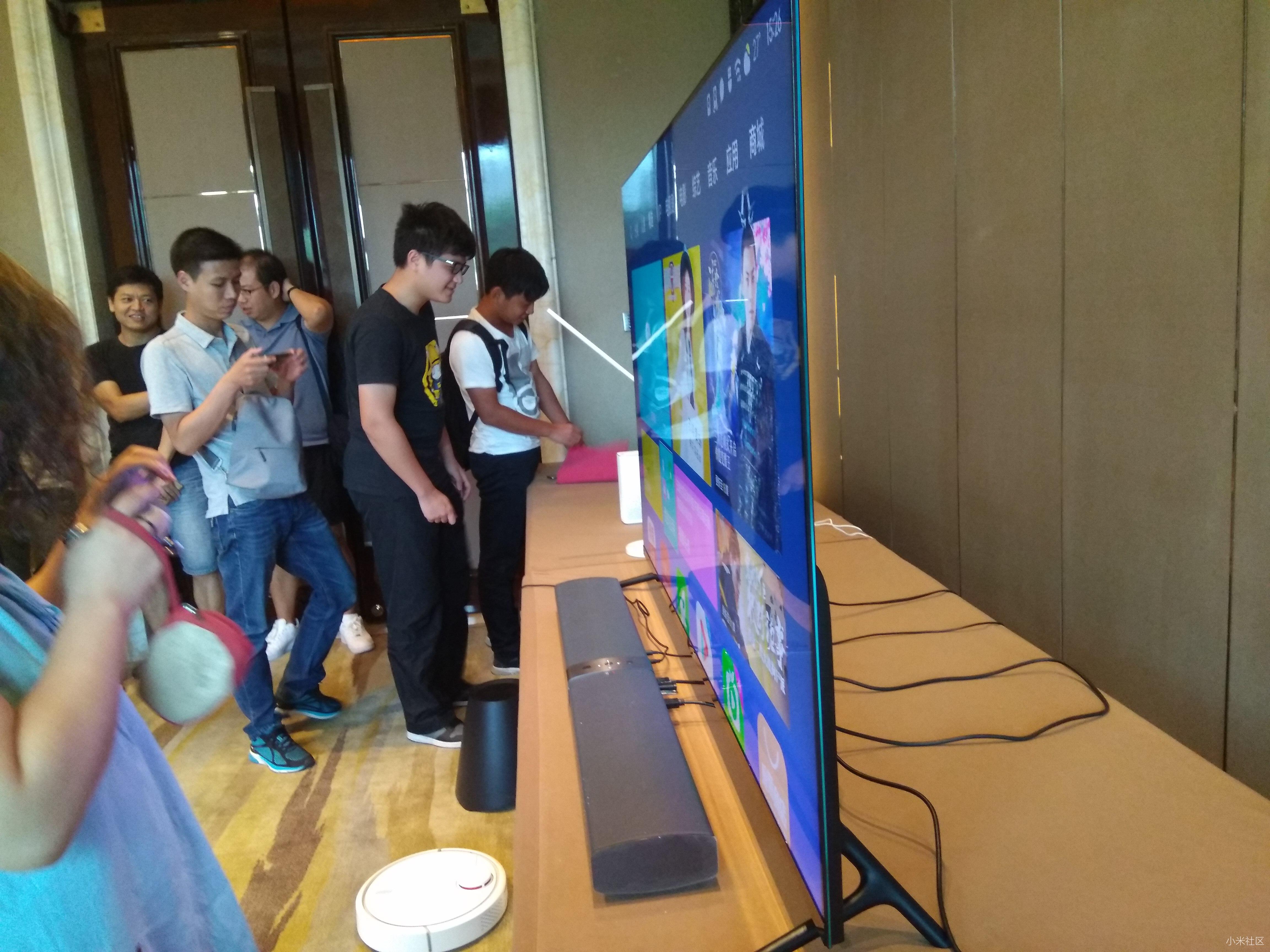 小爱同学、小米电视人工智能家庭品鉴会