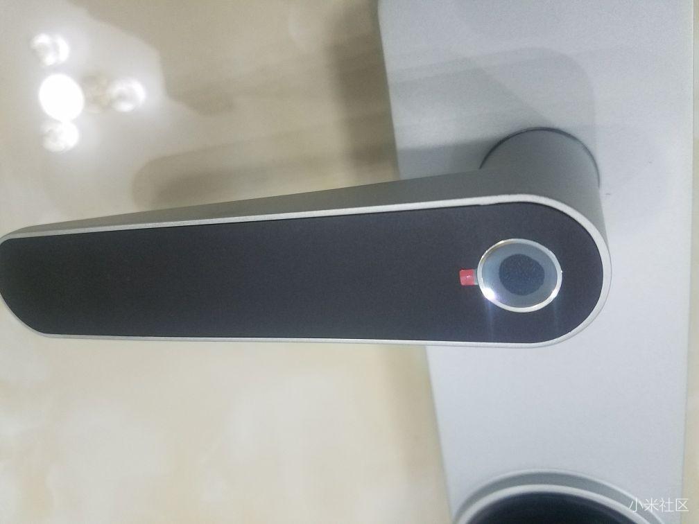 榉树智能门锁开箱测评