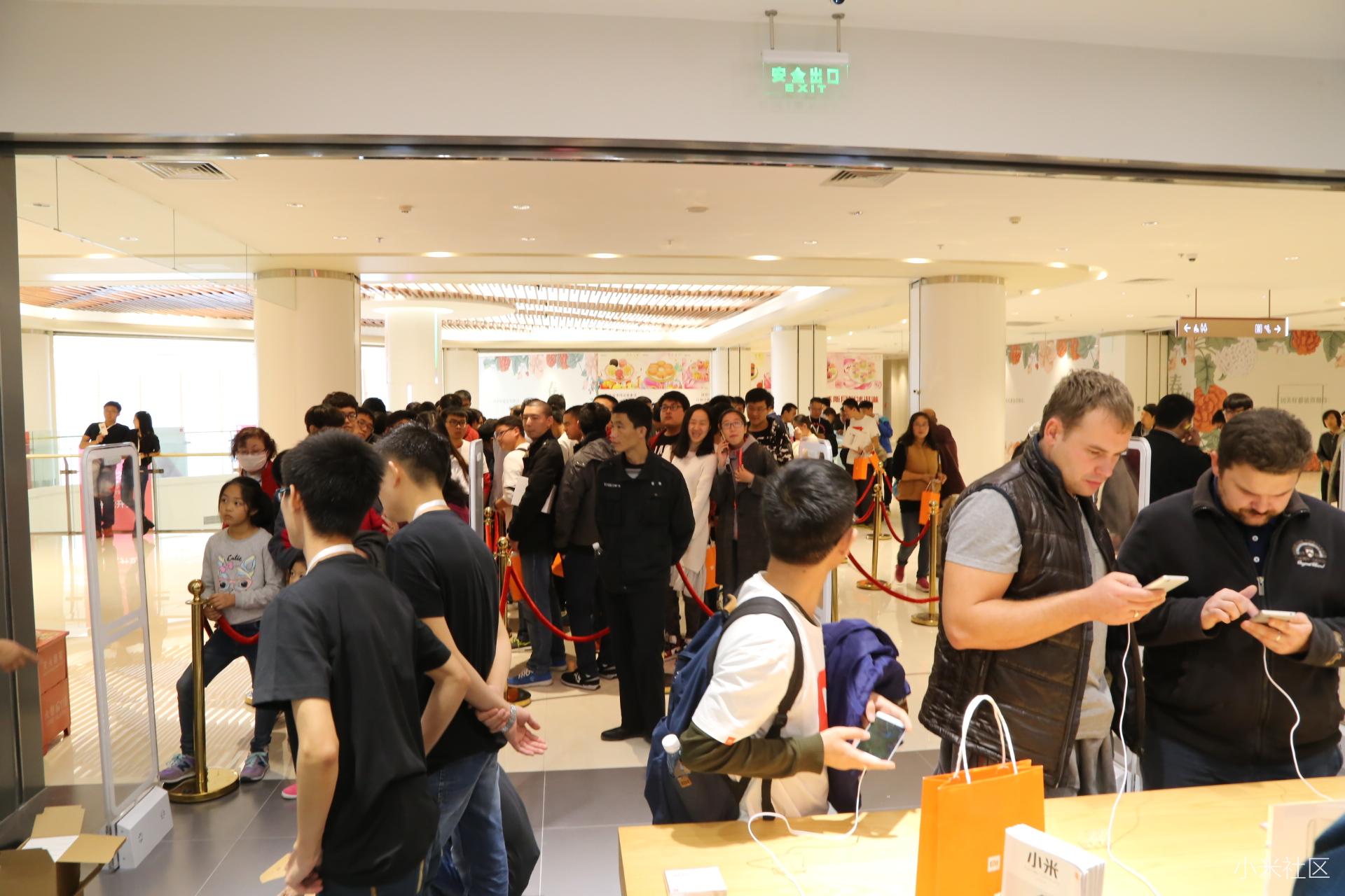 【开业回顾】小米官方直营店--小米之家保定万