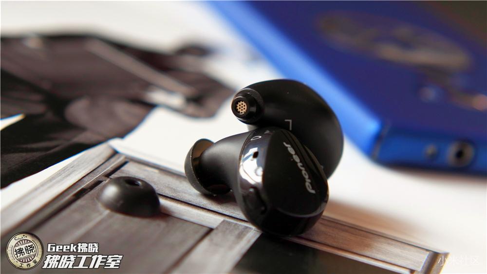 【酷玩帮\/Geek拂晓】Pioneer先锋蓝牙耳机体