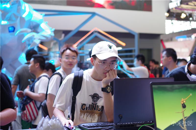 2018CJ|小米笔记本联手英特尔发布全新小米游