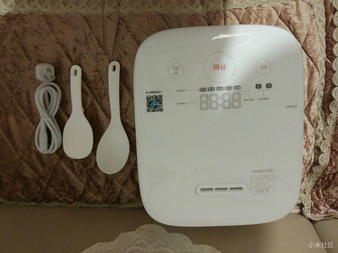 999的电饭煲启动时异响一分钟