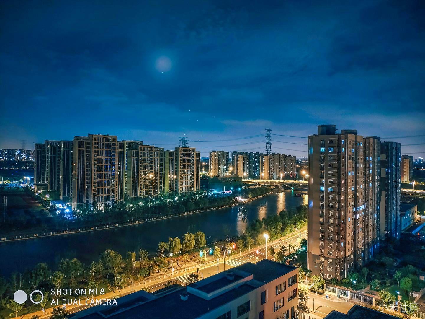 小米8手动模式夜景