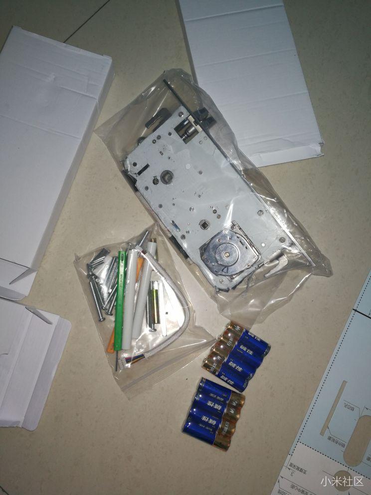 【榉树智能门锁晒开箱评测】 包装严实