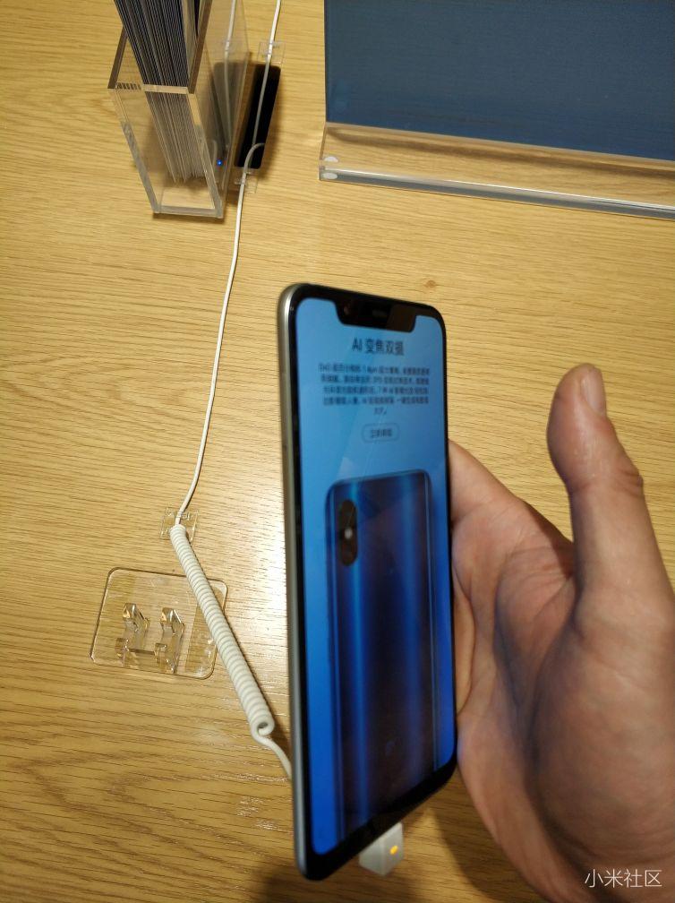 现在比较纠结,小米8还是mix2s