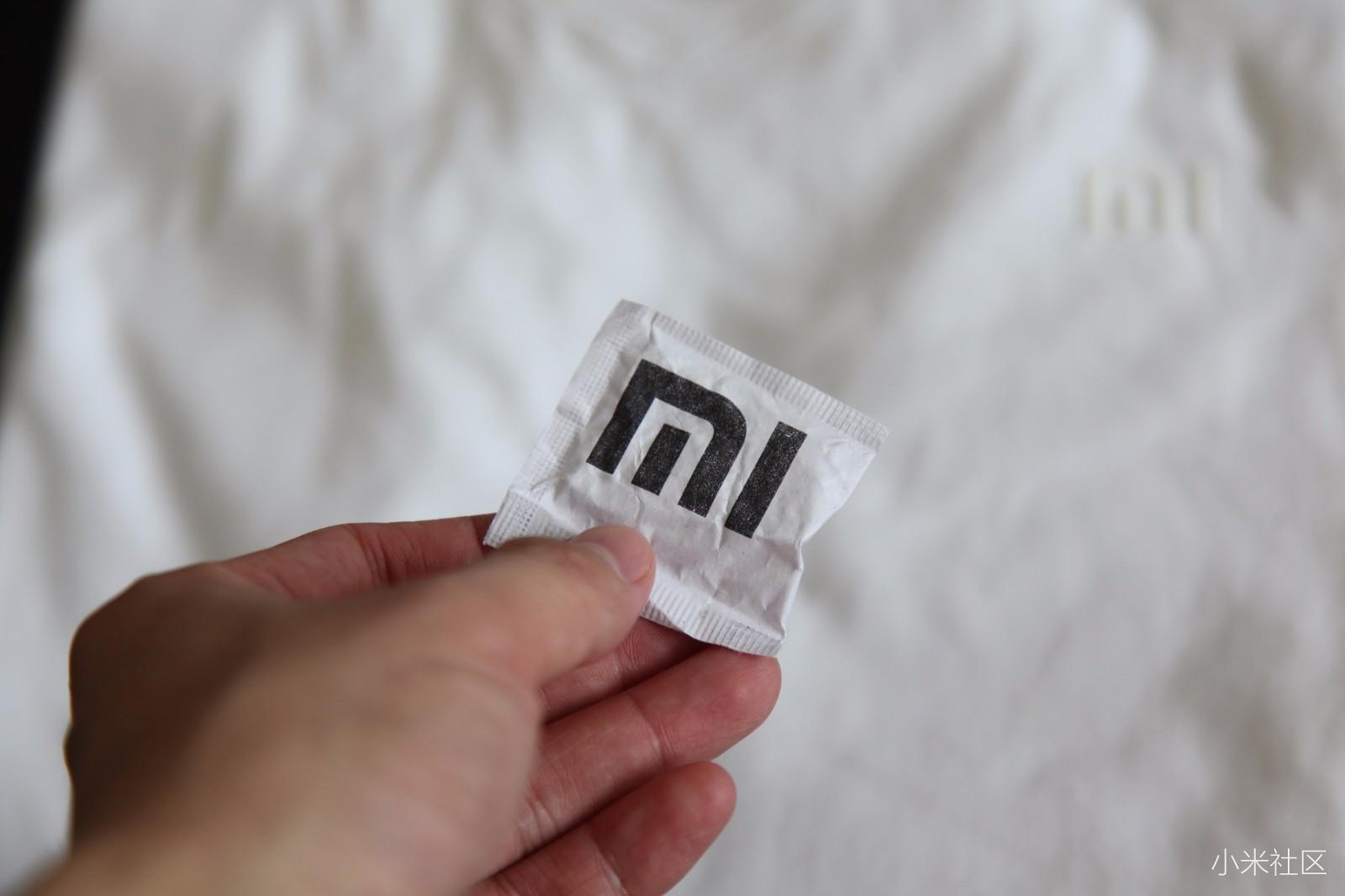 小米商城T恤到底怎么样,小K亲自体验试穿