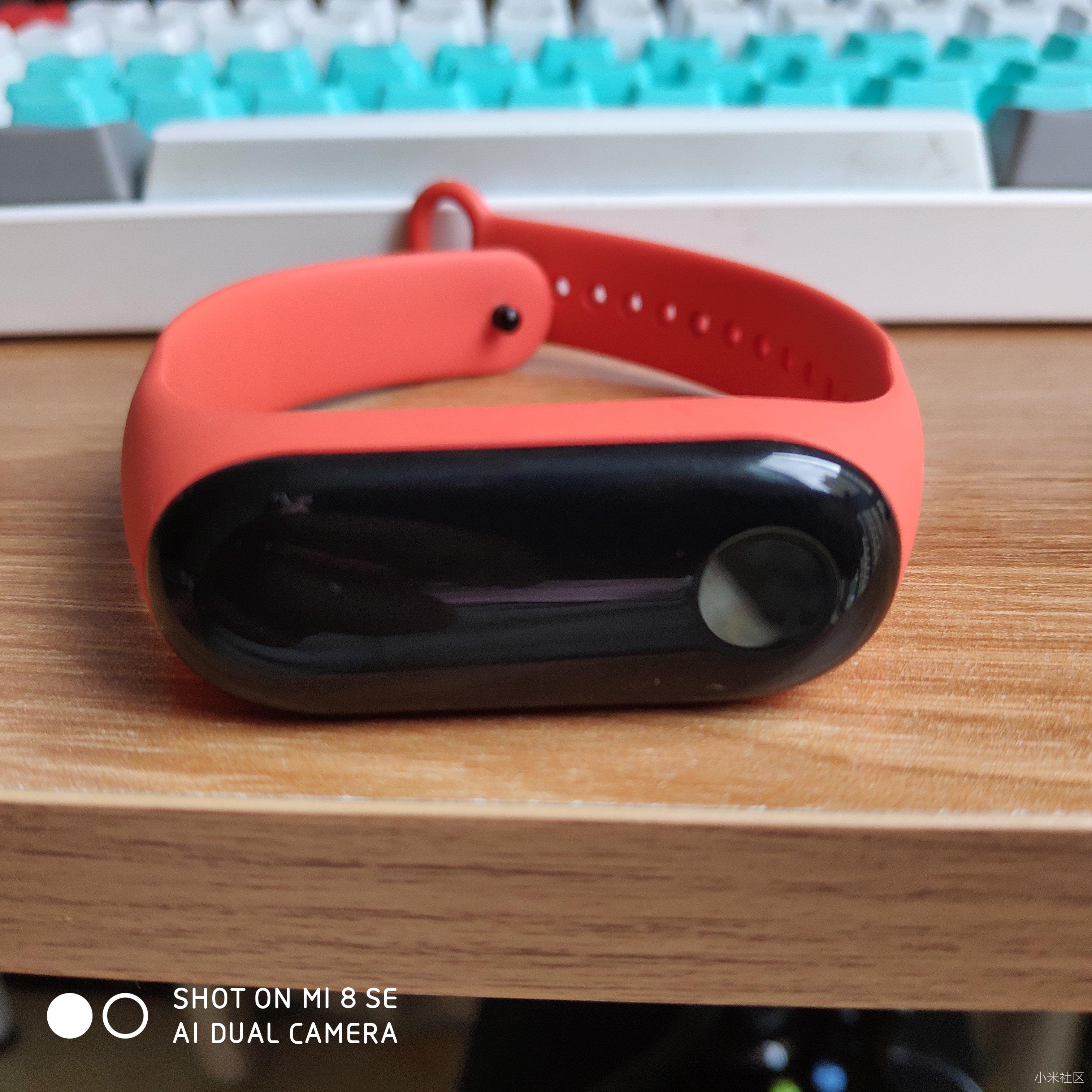 小米手环3今天屏幕突然不显示,收到通知还是会