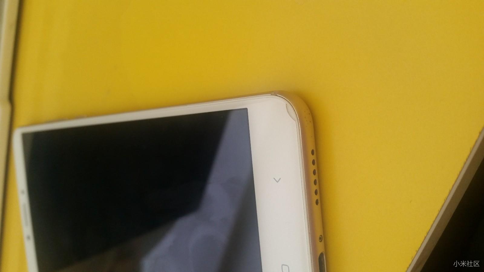 手机昨天下午突然跳屏拿到售后说要换屏380,有