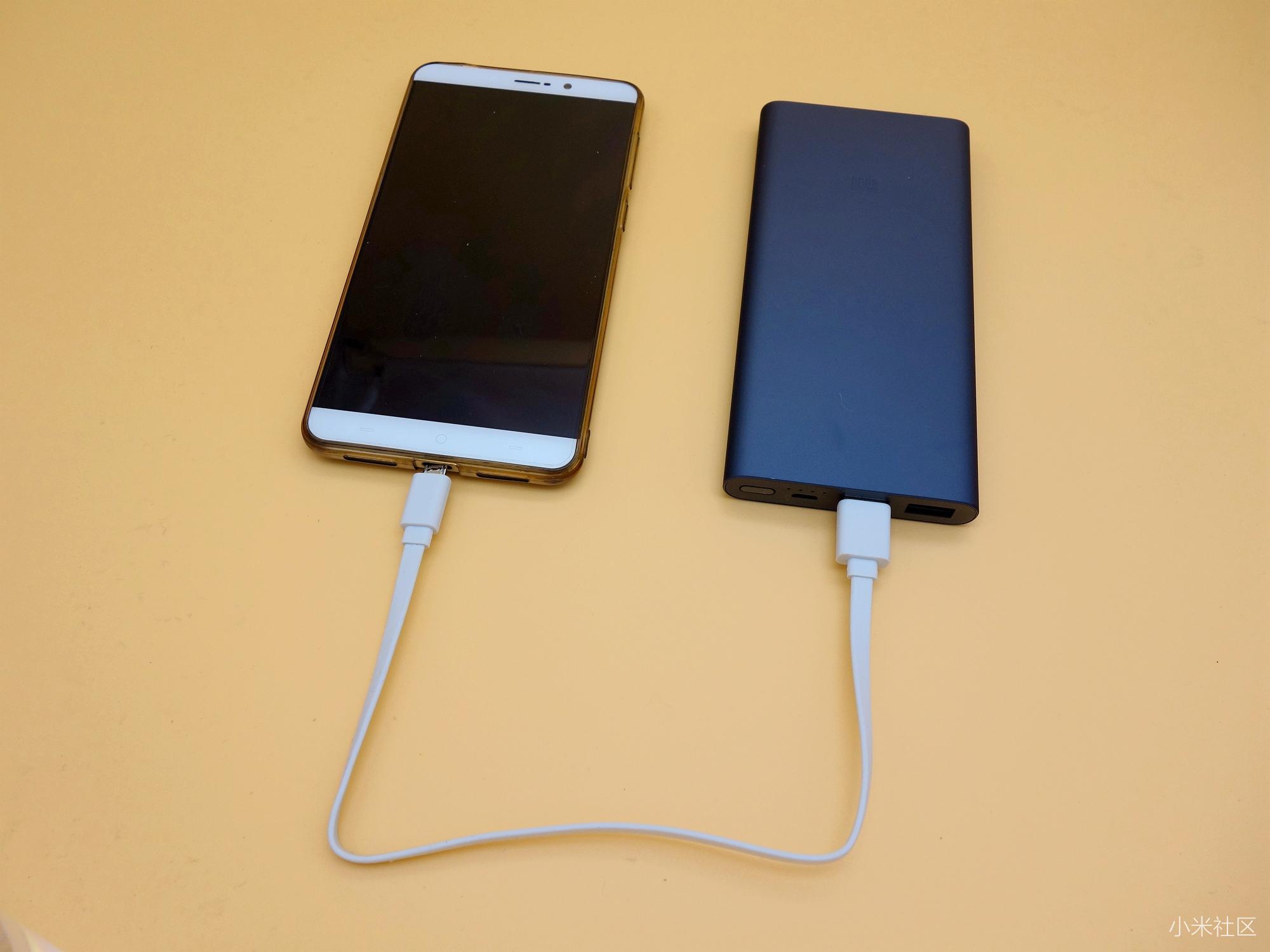 新小米移动电源2开箱评测,升级双向18W快充,