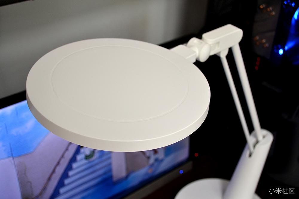 让夜晚也能享受自然光,Yeelight智能护眼台灯体