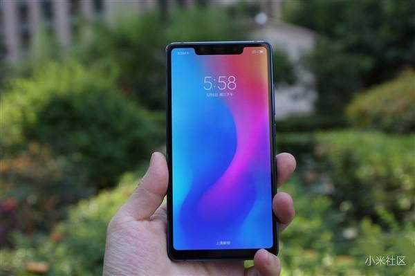 快科技 | 首发高通骁龙710!小米8 SE开箱图赏: