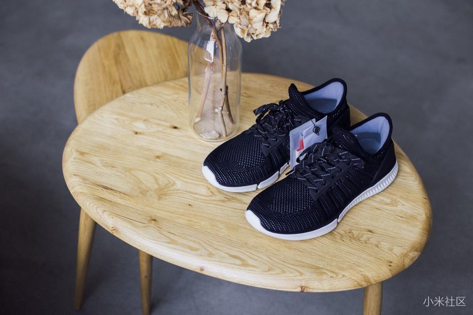 数字尾巴|精准掌握运动数据,米家运动鞋智能版