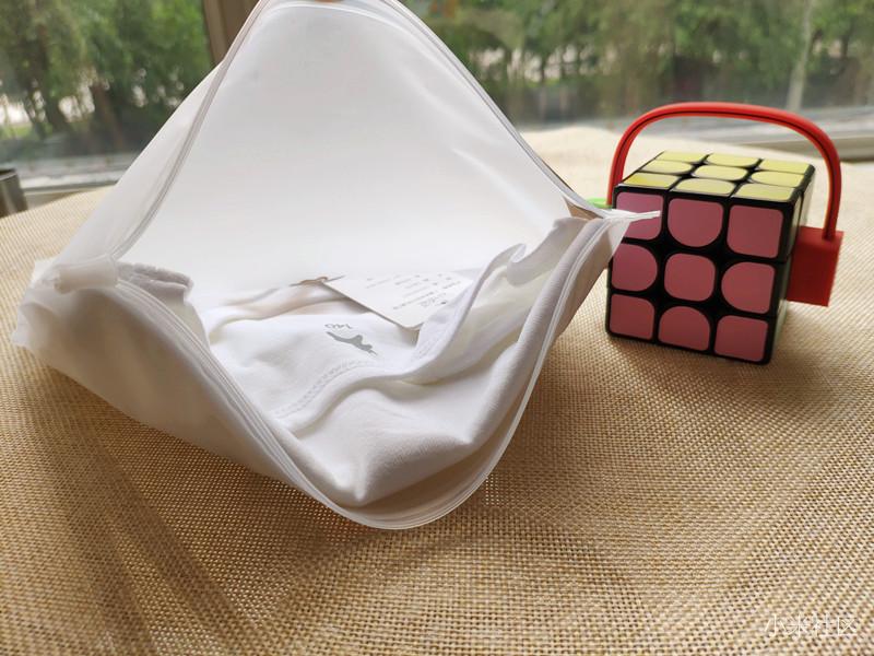 稚行纳米防污抗菌T恤 防污透气测试