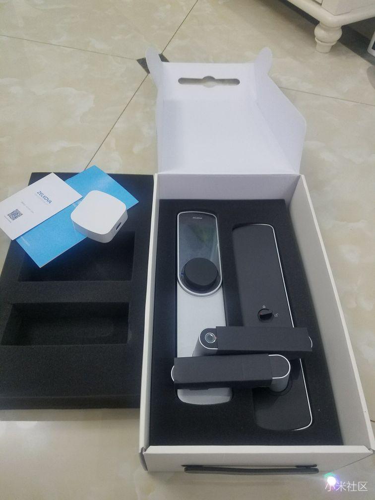 榉树智能门锁开箱测评