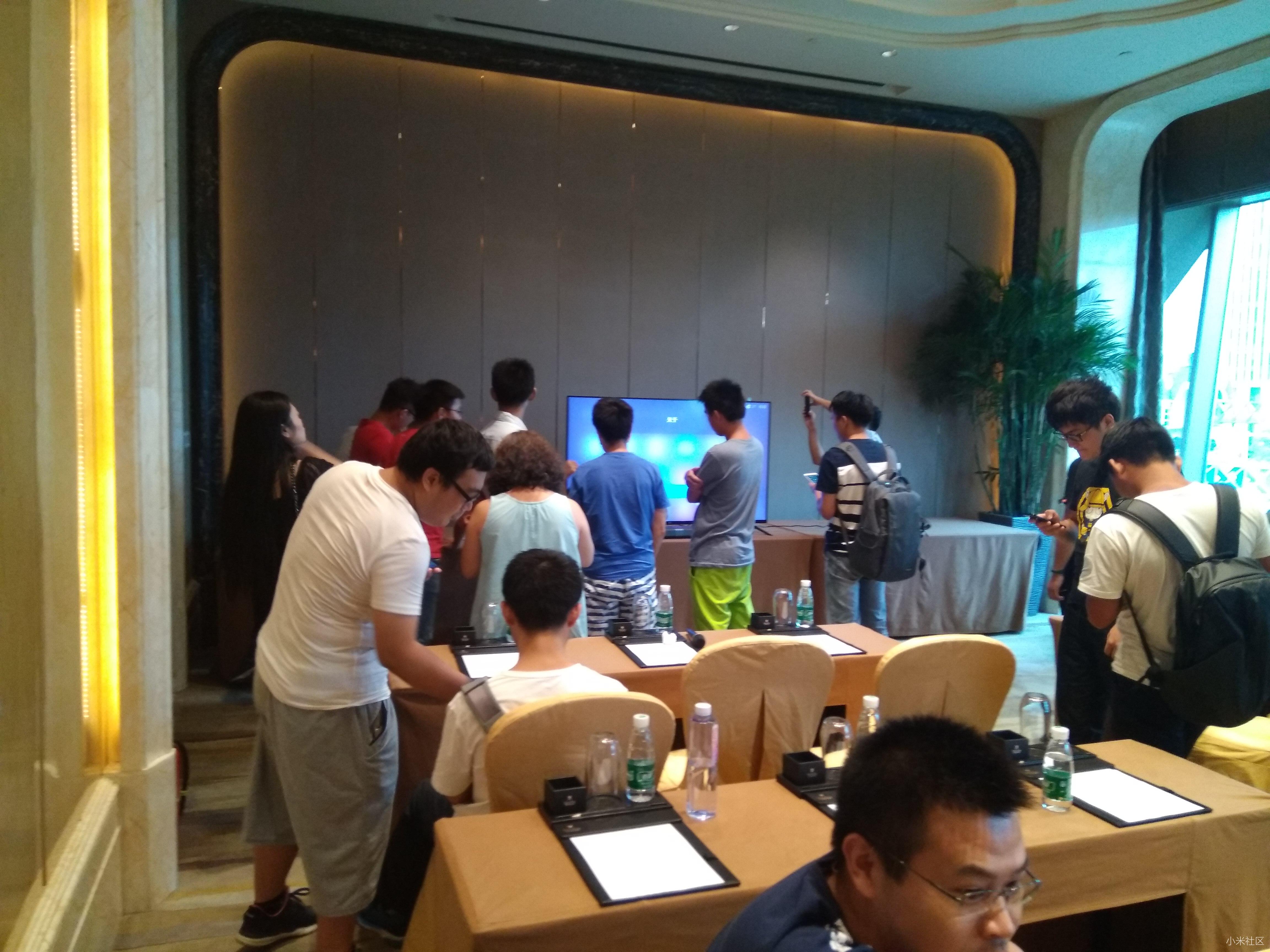 小爱同学、小米电视人工智能家庭品鉴会